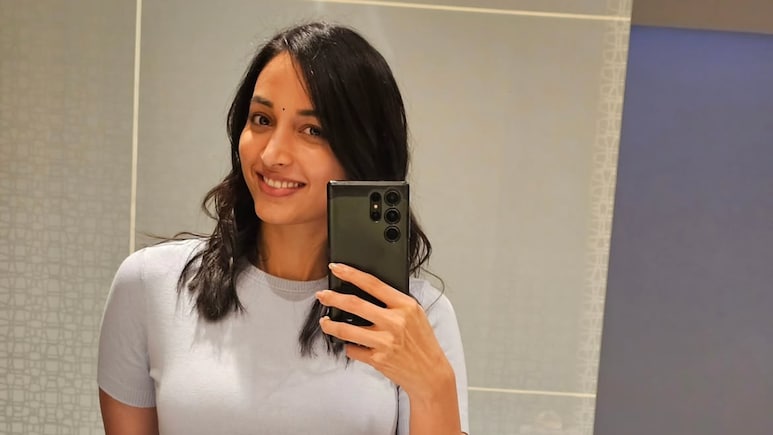 <i>KGF 2</i> Star Srinidhi Shetty Reacts To Rs 7-8 Crore Remuneration Buzz