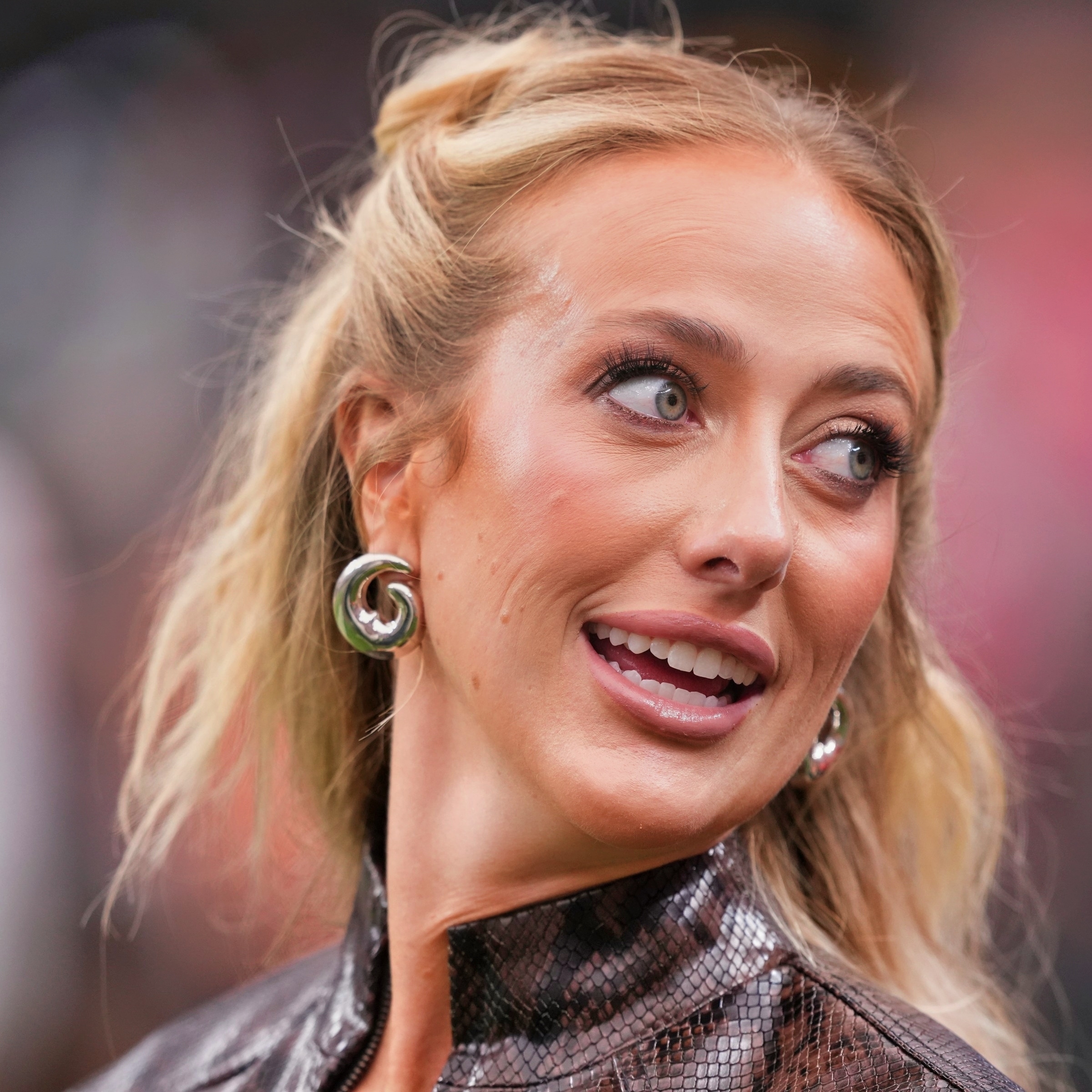 Brittany Mahomes Supports Late Chiefs Star Jordan Devey's Wife