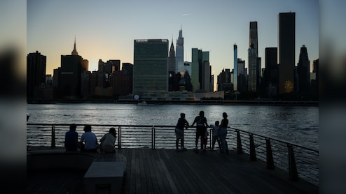 US Debt Path Leaves It 'Increasingly Exposed': Report