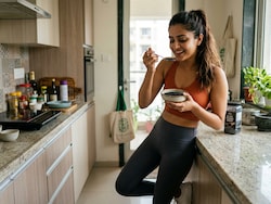 Nutritionist Shares 5 Foods That May Help Regulate Your Periods