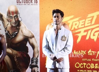 Vidyut Jammwal ने 15 मिनट तक रोकी सांस, ब्रीथ होल्ड कितना सुरक्षित, क्या आम लोग कर सकते हैं ट्राई?