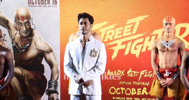 Vidyut Jammwal holds breath for 15 minutes