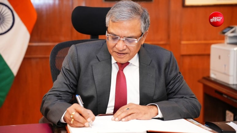 'CEC को हटाने के प्रस्ताव पर प्रक्रिया का होगा पालन...',  ज्ञानेश कुमार को लेकर बोले स्पीकर ओम बिरला