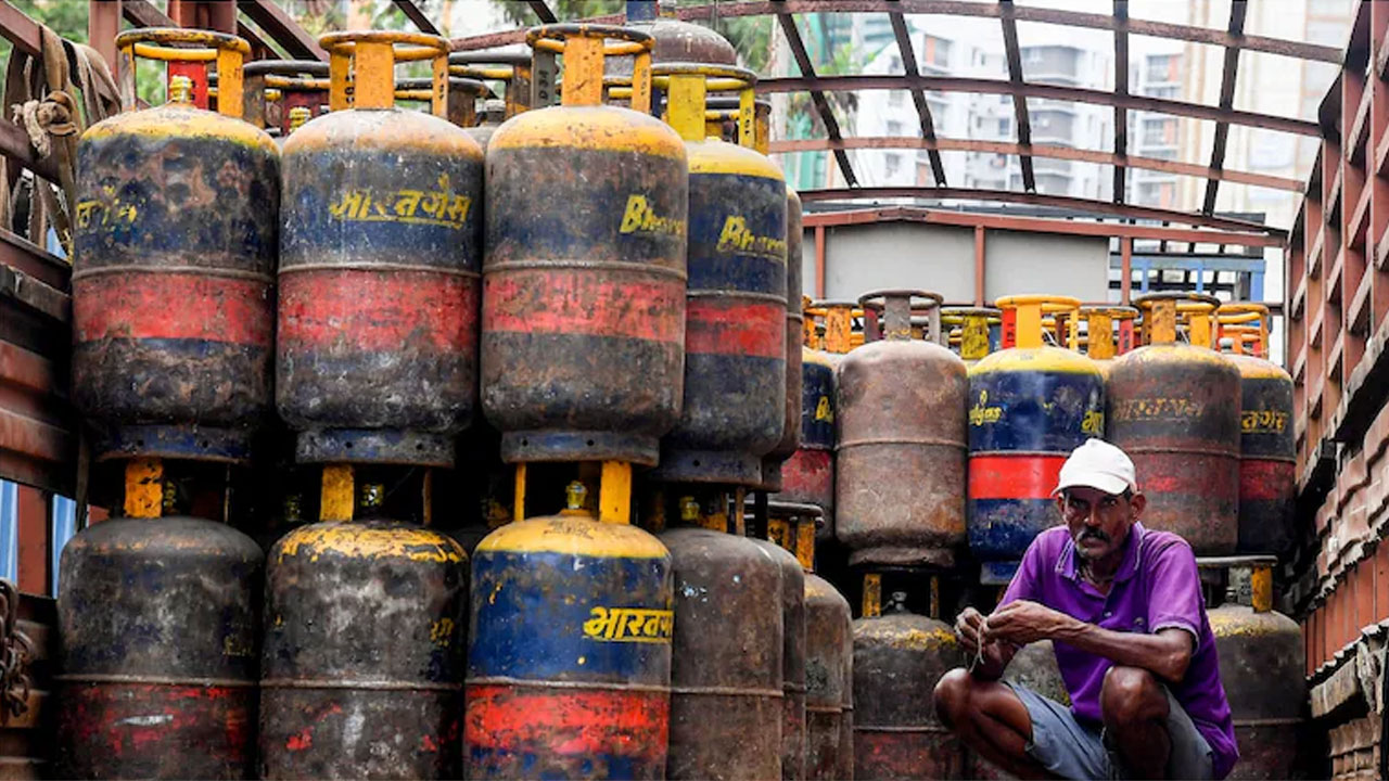 Commercial LPG Cylinder Prices Hiked From October 1, Domestic Rates Unchanged