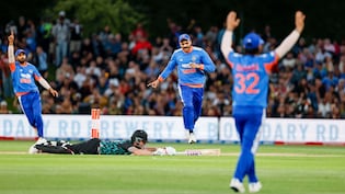 India vs New Zealand LIVE Score, 1st T20I: Bhuvneshwar Kumar, Arshdeep Singh Taken To Cleaners. India Rattled