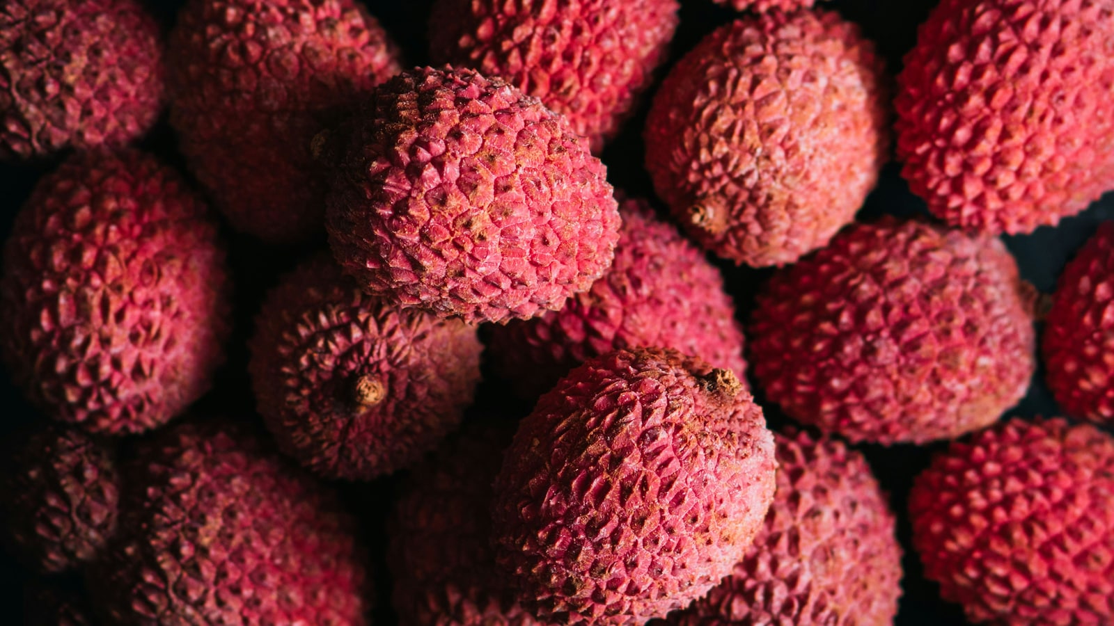 Which Indian City Is Known As The Litchi Capital Of The World?