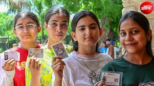 विवाद के बीच फॉर्म 6 में क्या बदलाव चाहता है महाराष्ट्र? SIR में डिलीट हुए वोटरों को मिलेगी बड़ी राहत