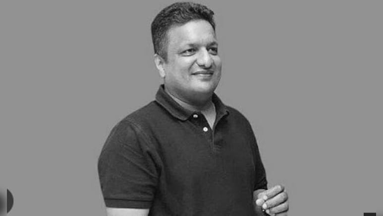 निर्देशक संजय गुप्ता के अचानक निधन से शोक में बॉलीवुड, तुषार कपूर और कमाल आर खान ने बताया इंडस्ट्री के लिए बड़ा नुकसान