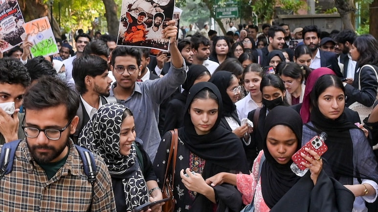 जामिया छात्रसंघ चुनाव: 20 साल बाद खत्म होगा सूखा, जानें क्यों लगा था बैन और कौन थे आखिरी अध्यक्ष?