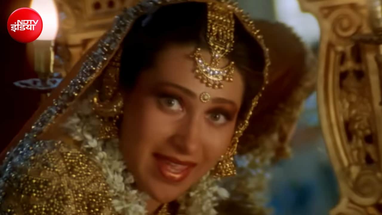 30 साल पुराना गाना, 22 साल की करिश्मा कपूर के हिंदुस्तानी अंदाज ने दिया था 90s का सुपरहिट सॉन्ग, कविता कृष्णामूर्ति की आवाज से बना अमर