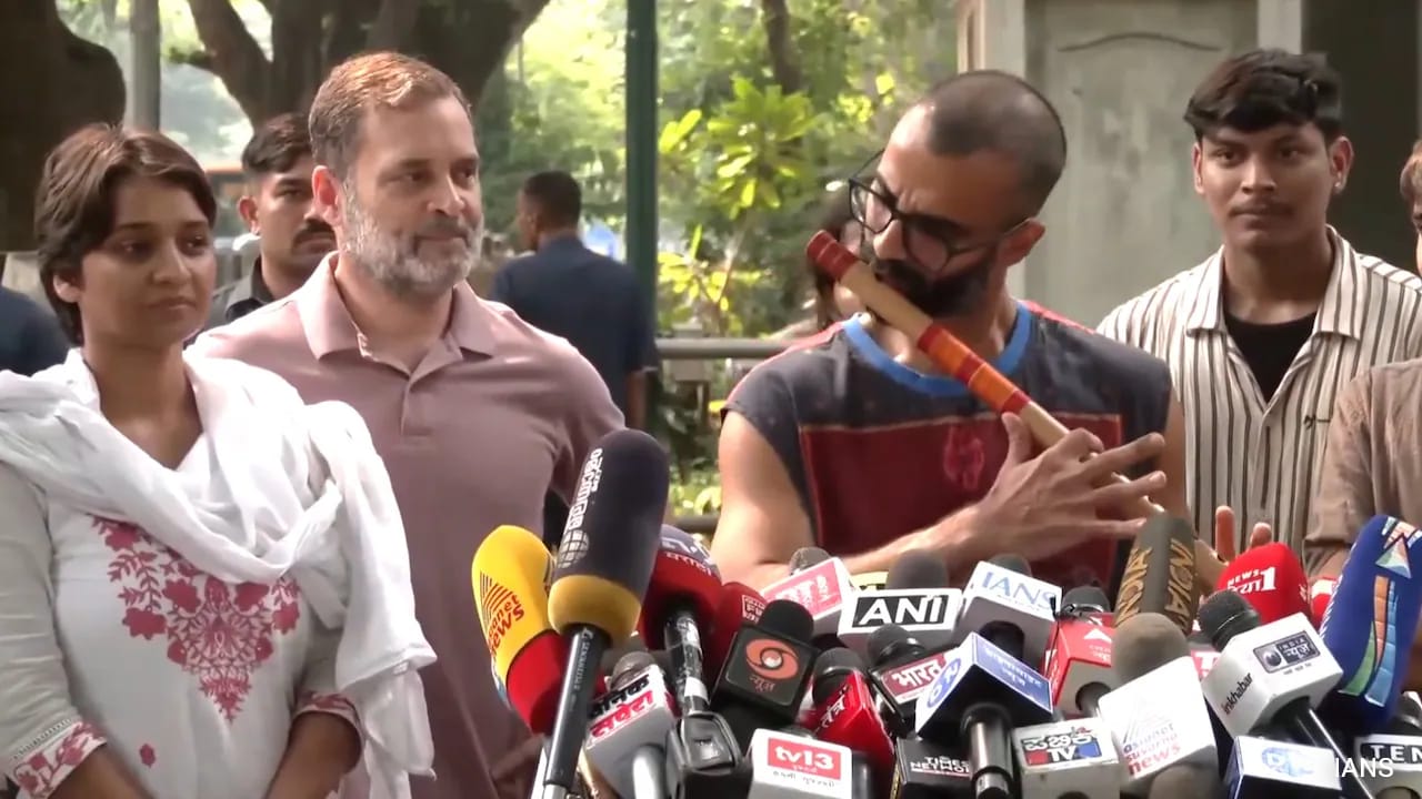 "Sherni", Man With "Lathi Of Love" At Rahul Gandhi's Delhi Briefing