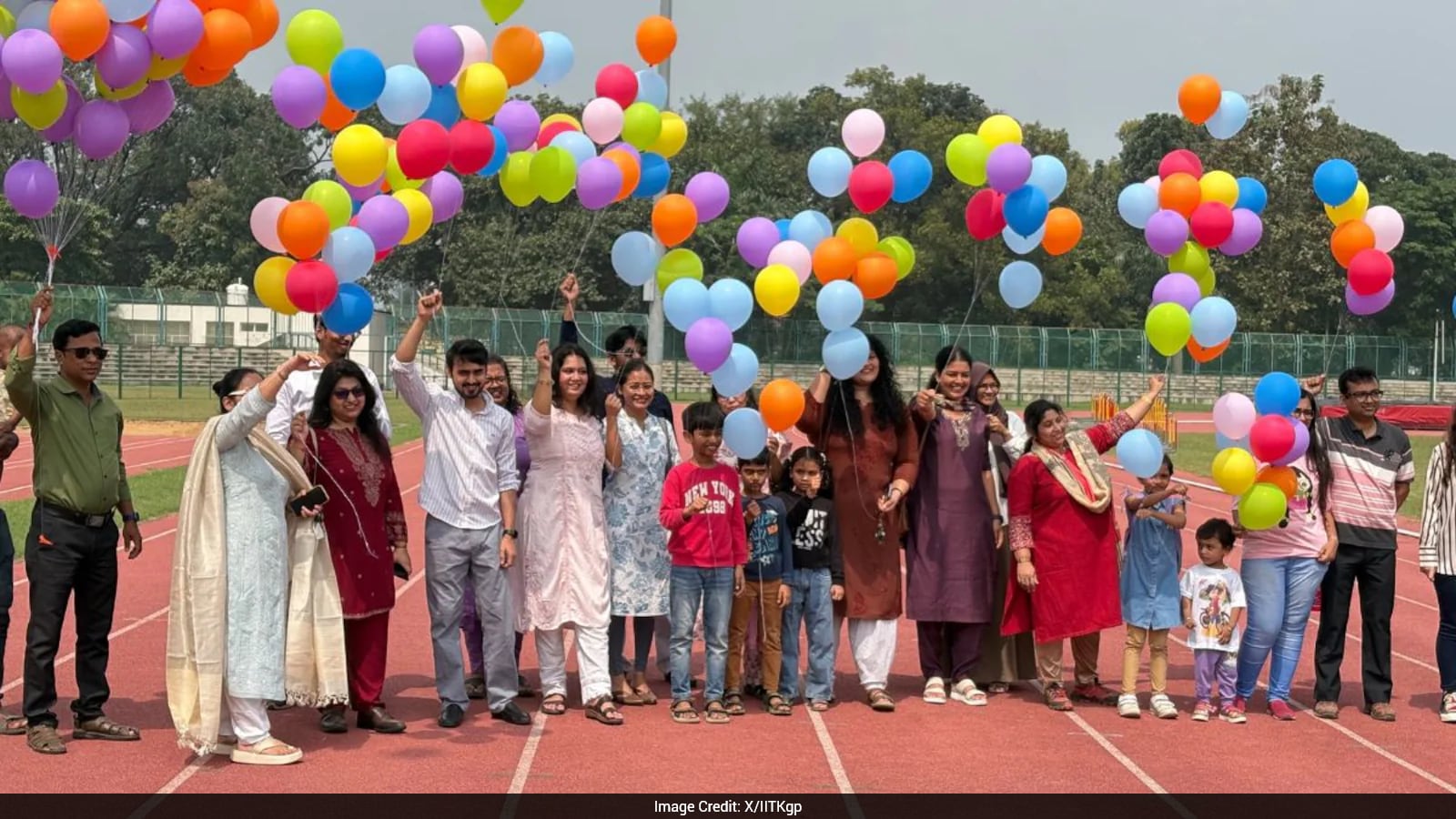 IIT Kharagpur Distributes Wellbeing Cards to 16,500 Students on Mental Health Day