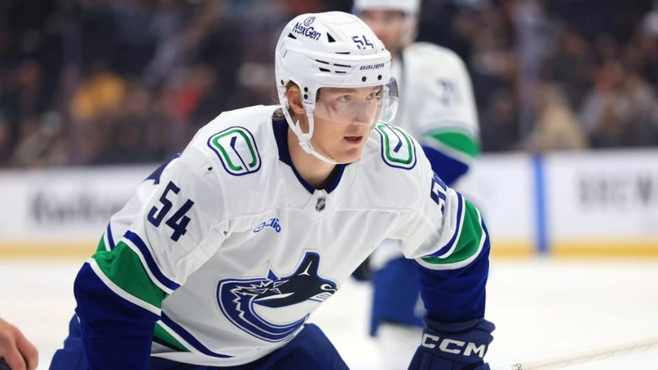 Toronto Maple Leafs Find Potential David Kampf Successor In Trade Deal
