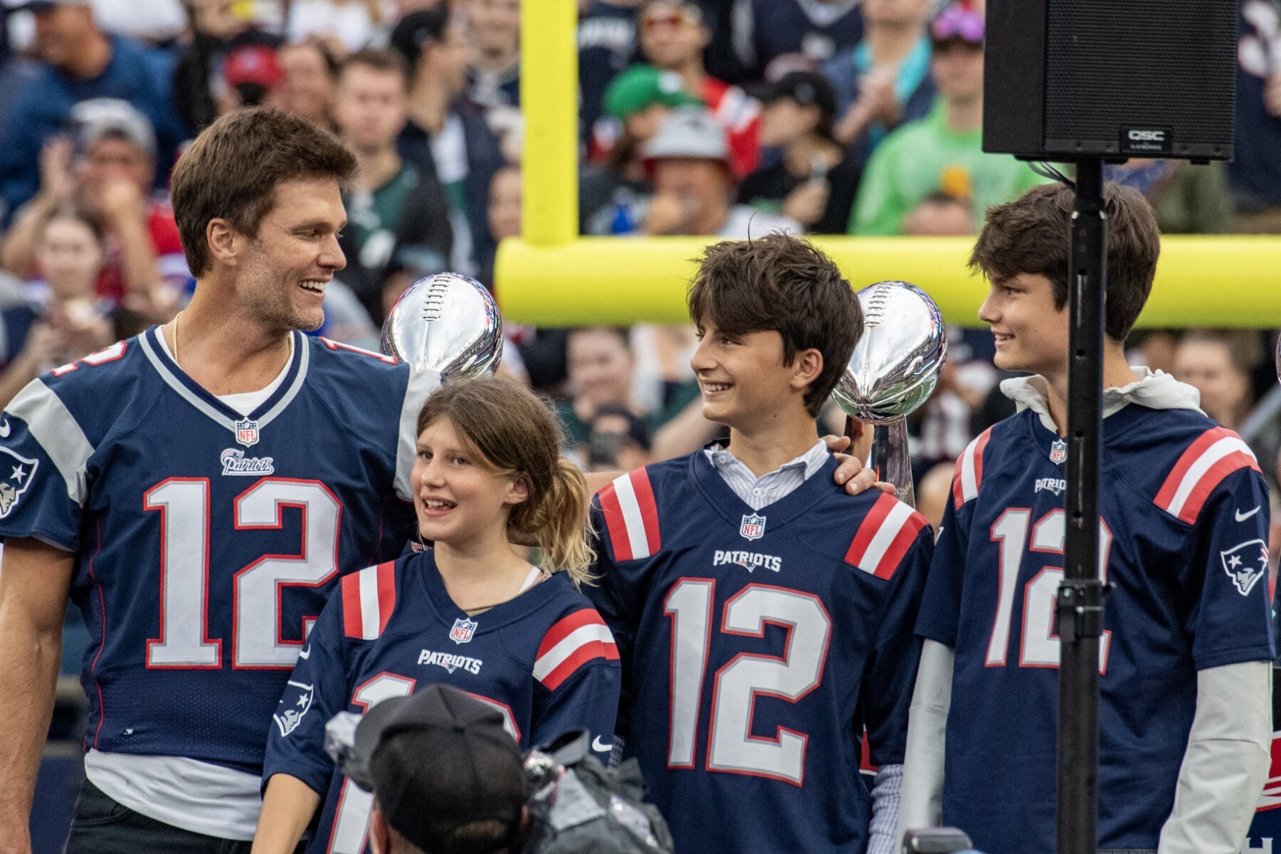 ndtv.com - Tom Brady Honors Jack, Benjamin And Vivian With A Touching Tribute While Facing A New Career Challenge