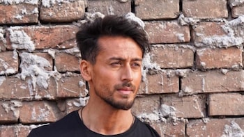 Tiger Shroff Safe After Firing Incident In Juhu; Mumbai Police Begin Probe