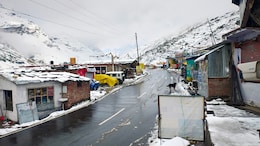 अक्टूबर के 15 दिन बारिश ने भिगोया, अब क्या सर्दी रुलाएगी, पहाड़ों में बर्फबारी से यूपी-दिल्ली तक गुलाबी ठंड, जानें एक हफ्ते का मौसम&nbsp;