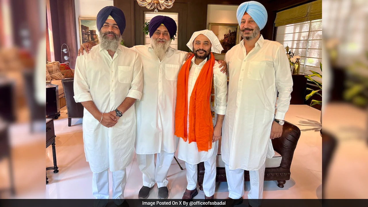Ex-Congress MLA Raminder Awla Joins Akali Dal, Revives Fresh Ticket Row