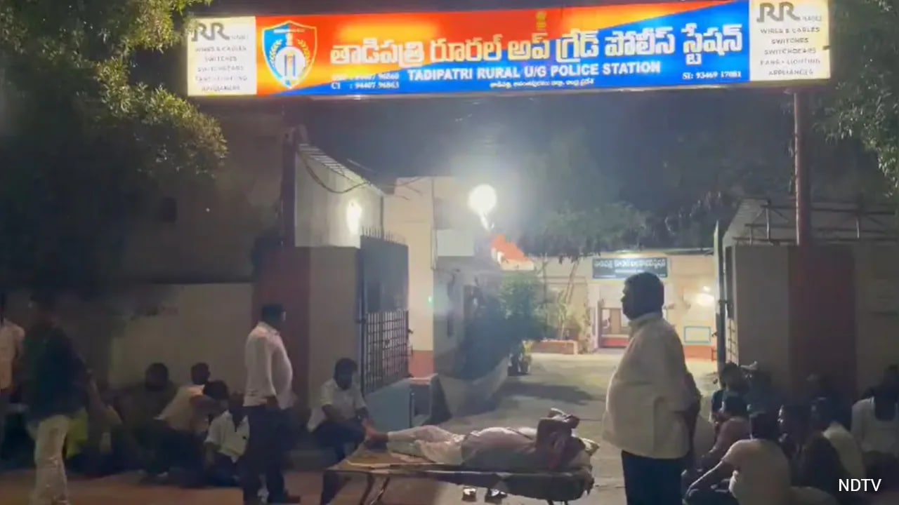TDP Leader Protests With Bed Outside Police Station Over Attack On Colleagues
