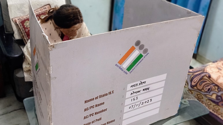 Karnataka's Final Voter List Falls To 4.55 Crore After SIR