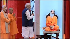 33 साल पहले ब्रह्मलीन हुए स्वामी चिन्मयानंद के होलोग्राफिक अवतार से पीएम मोदी ने की बात!