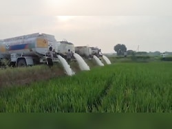 Telangana Farmers Turn To Water Tankers As Dry Spell Threatens Crops