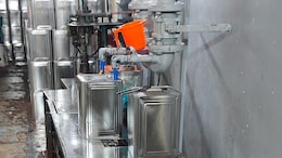 Tukaram Mundhe Strikes: FDA Cracks Down On Edible Oil, Raids 25 Locations In Pune Division