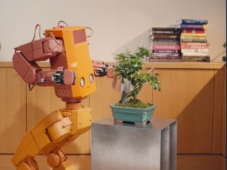 अमेरिकी कंपनी लाई AI रोबोट, घर की सफाई करेगा, पौधों में पानी भी देगा!