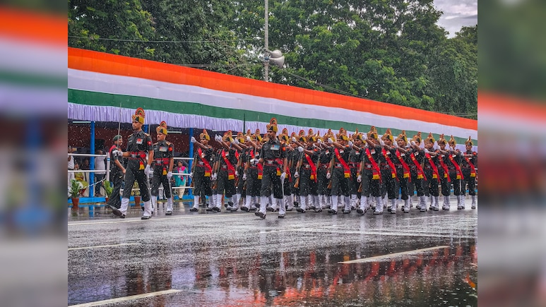 Indian Army TES 57: बिना परीक्षा सीधे सेना में अफसर बनने का मौका! 12वीं पास के लिए भर्ती शुरू, ऐसे करें अप्लाई