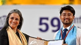 रात 2 बजे बाइक राइड, सुबह 4 बजे पोहा...IIT और IIM में टॉप करने वाले लखनऊ के लड़के का सक्सेस सीक्रेट