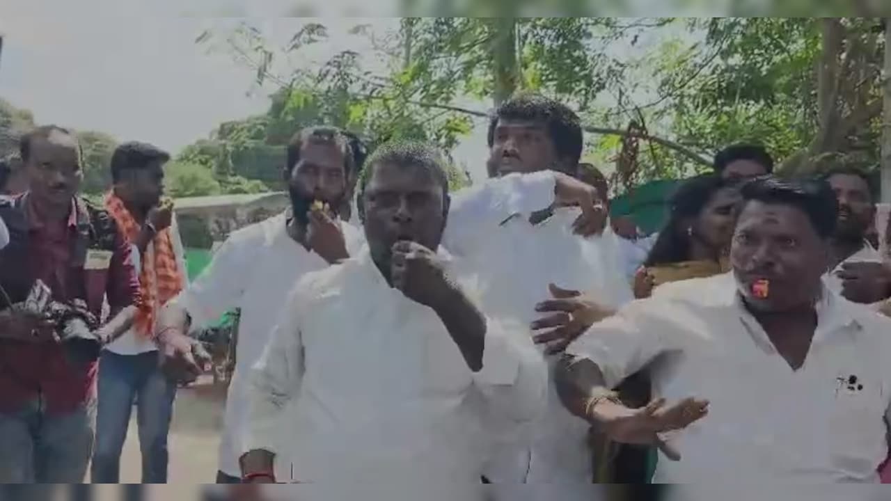 TVK supporters blow whistles in Madurantakam TVK supporters blow whistles in Madurantakam