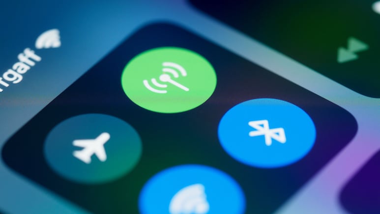 5G Vs 5G+: What The Symbols On Your Phone Screen Actually Mean