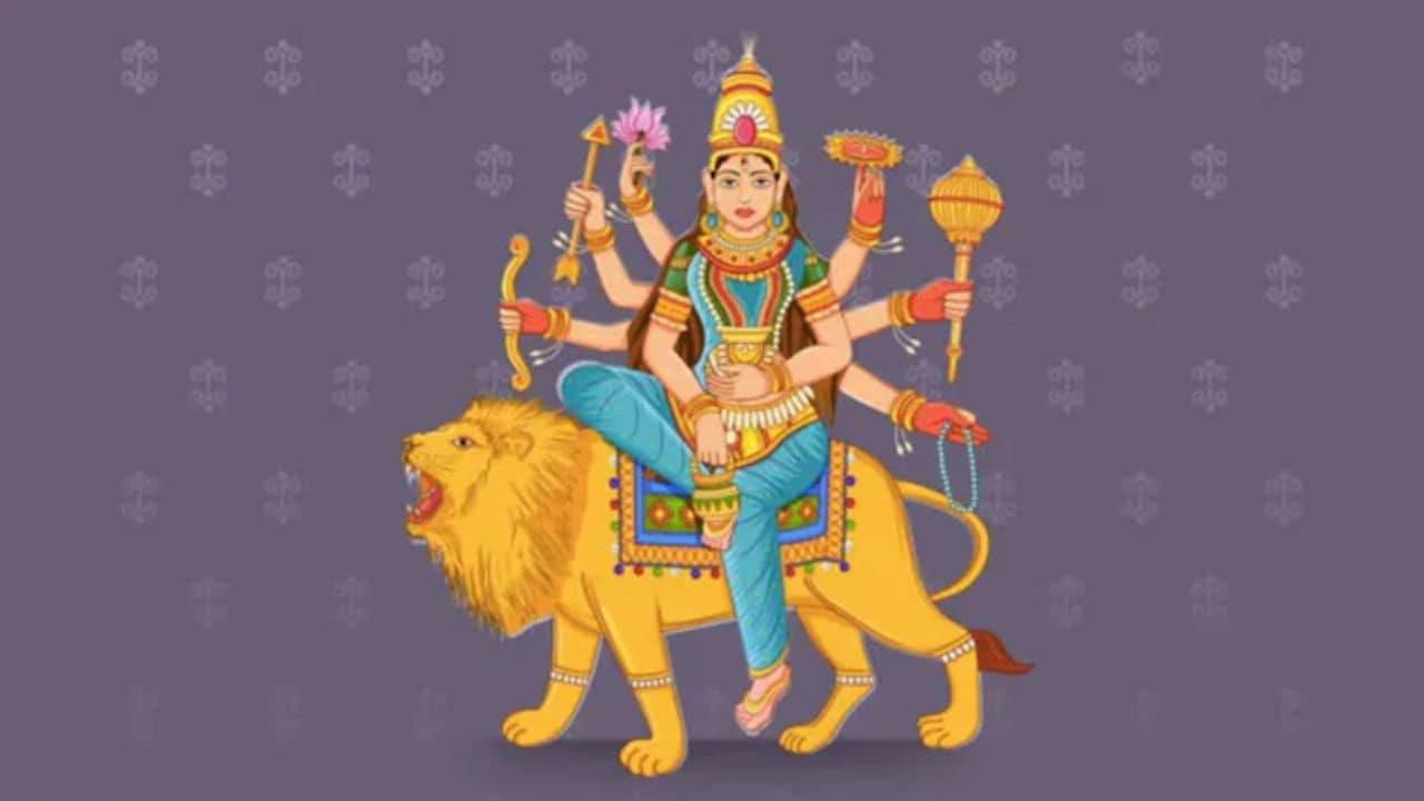 Shardiya Navratri Day 4: नवरात्रि के चौथे दिन होती है मां कुष्मांडा की पूजा, यहां पढ़ें मां कुष्मांडा चालीसा, मां की आरती और मंत्र