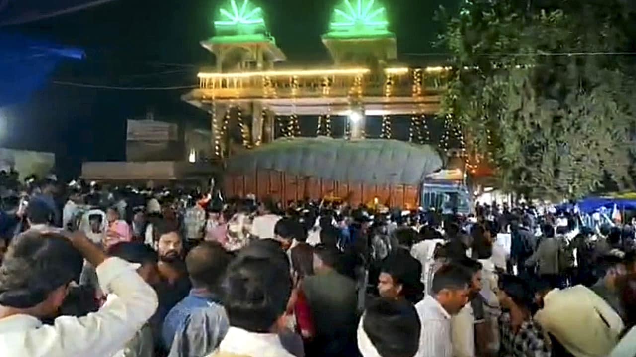 15 Killed As Truck Runs Over Devotees Near Temple In Madhya Pradesh