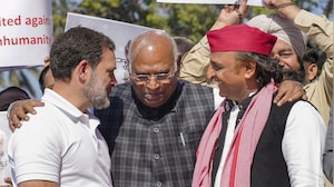 Congress' Kharge Dials INDIA Bloc Leaders As Reports Of Lack Of Coordination In Protest Surface