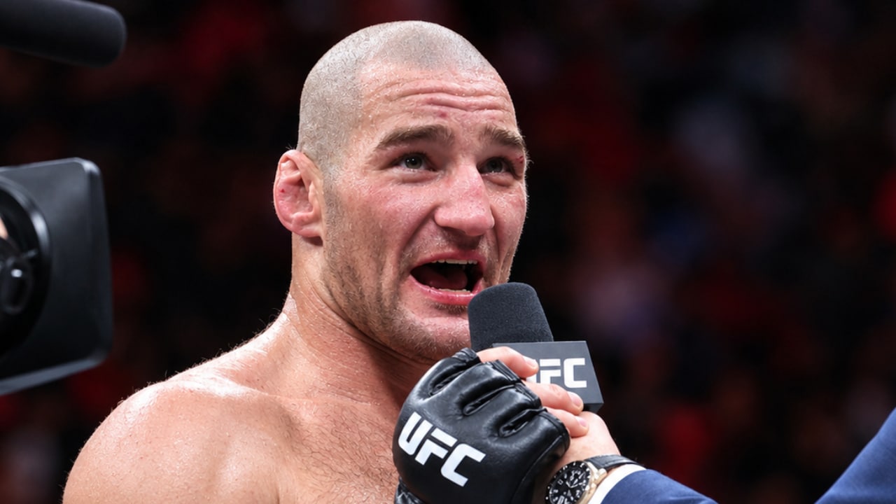 UFC champion Sean Strickland describes a frightening encounter with a homeless person in Canada