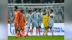 दो बार की चैंपियन उरुग्वे ने भारत को 6-1 से हराया, अनिरुद्ध थापा के गोल ने जीत फैंस का दिल