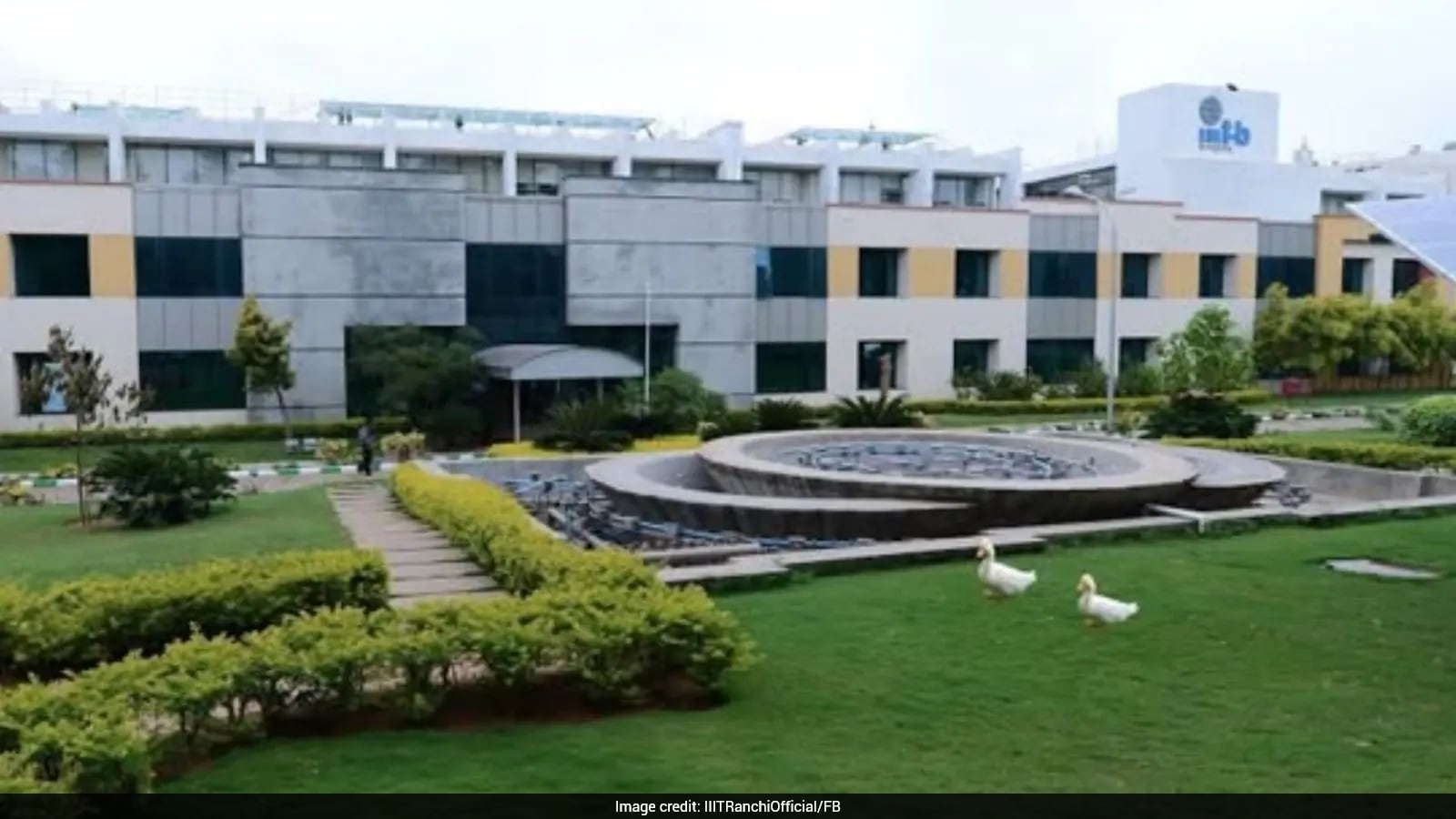Ministry Forms Panel to Investigate IIIT Ranchi Student Death Amid Protests