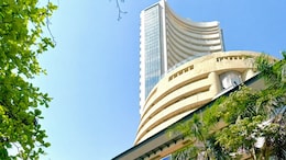 Stock Market Crash, Sensex Today: Sensex Closes 450 Points Lower Amid Mixed Global Cues, Oil Price Rise