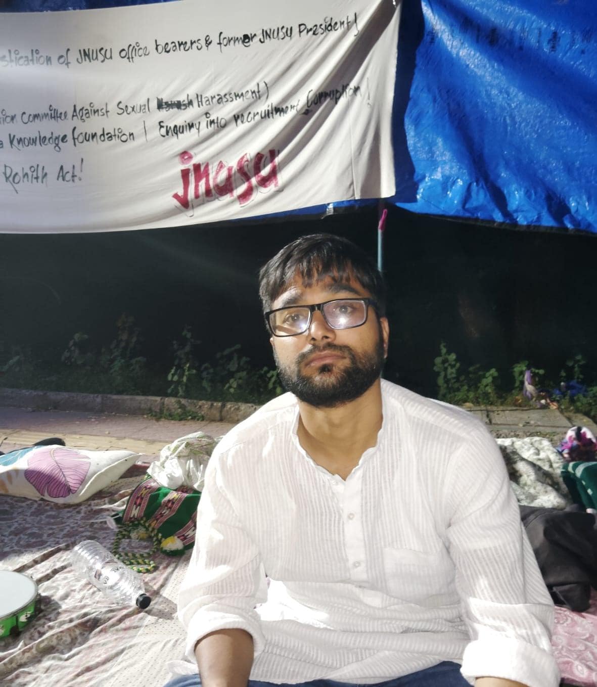 प्रदर्शनकारी छात्र ग़ुलाम वारिस प्रदर्शनकारी छात्र ग़ुलाम वारिस