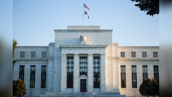 US Fed Holds Key Rates Steady At 3.75-4% As FOMC Seeks More Info For Policy Stance