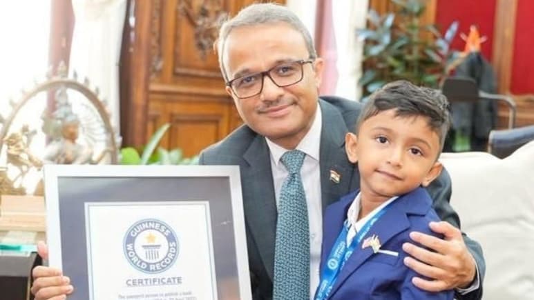 भारतीय बच्चे का अमेरिका में कमाल, 3 साल की उम्र में किताब लिखकर बनाया वर्ल्ड रिकॉर्ड