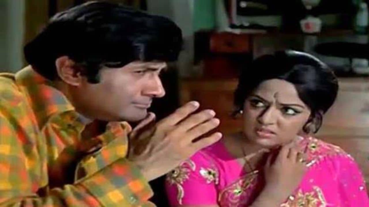 53 साल पुराना किशोर कुमार का गाना, देव आनंद ने खटमल से की थी ये गुजारिश, हेमा मालिनी की नींद का था सवाल