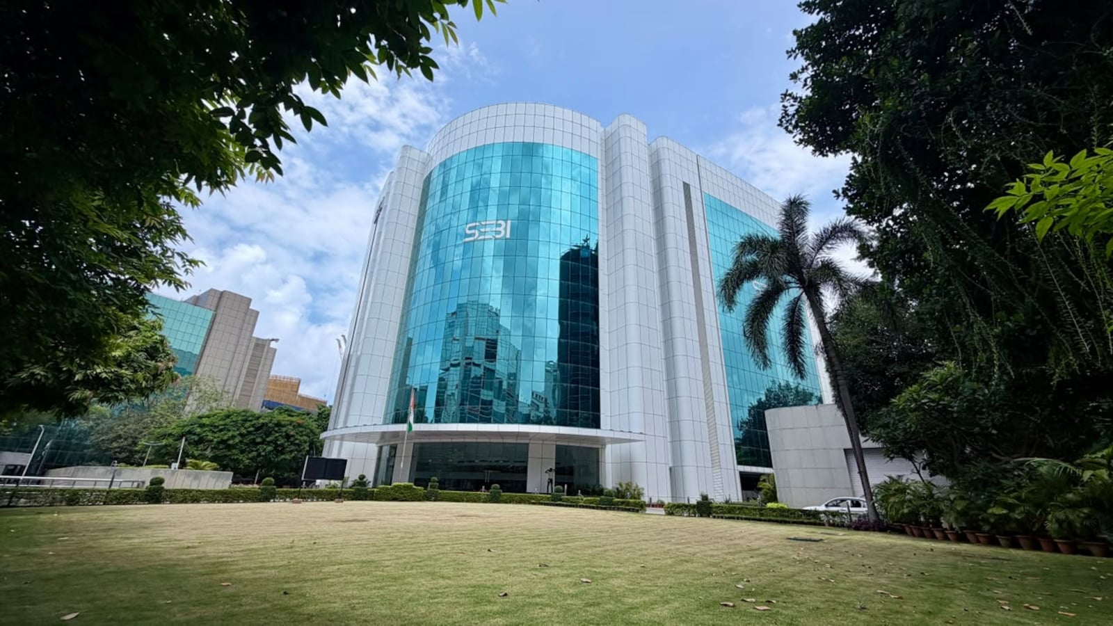 SEBI Tweaks Expiry Rules After Stock Market Chaos: What Changes From ...
