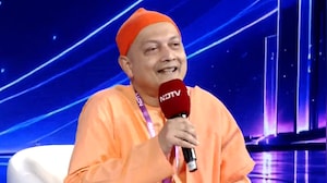 Swami Sarvapriyananda Explains Why AI Agents Should Be Treated Like Humans