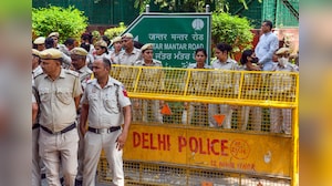 Delhi Security Beefed-Up Ahead Of CJP Protest: 500 Detention Buses, Barricades & Metro Closures