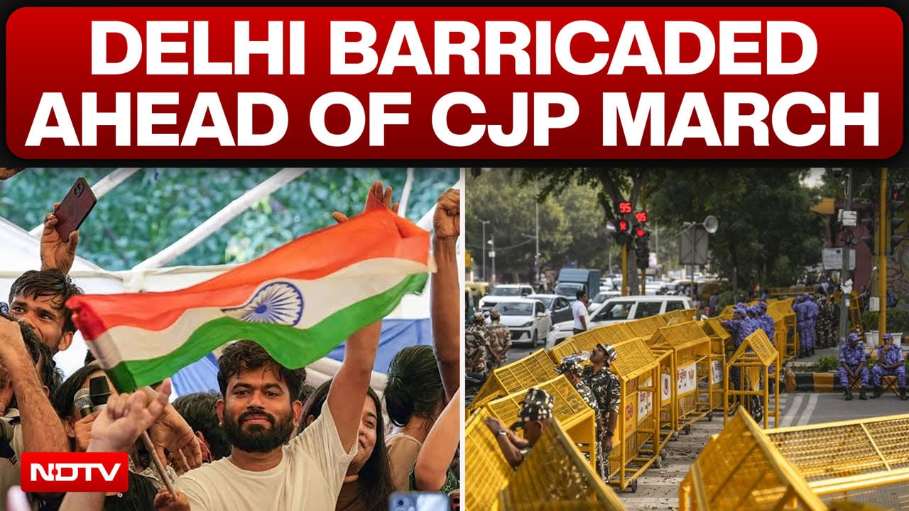 Delhi Barricades Connaught Place Ahead Of CJP's Tiranga March