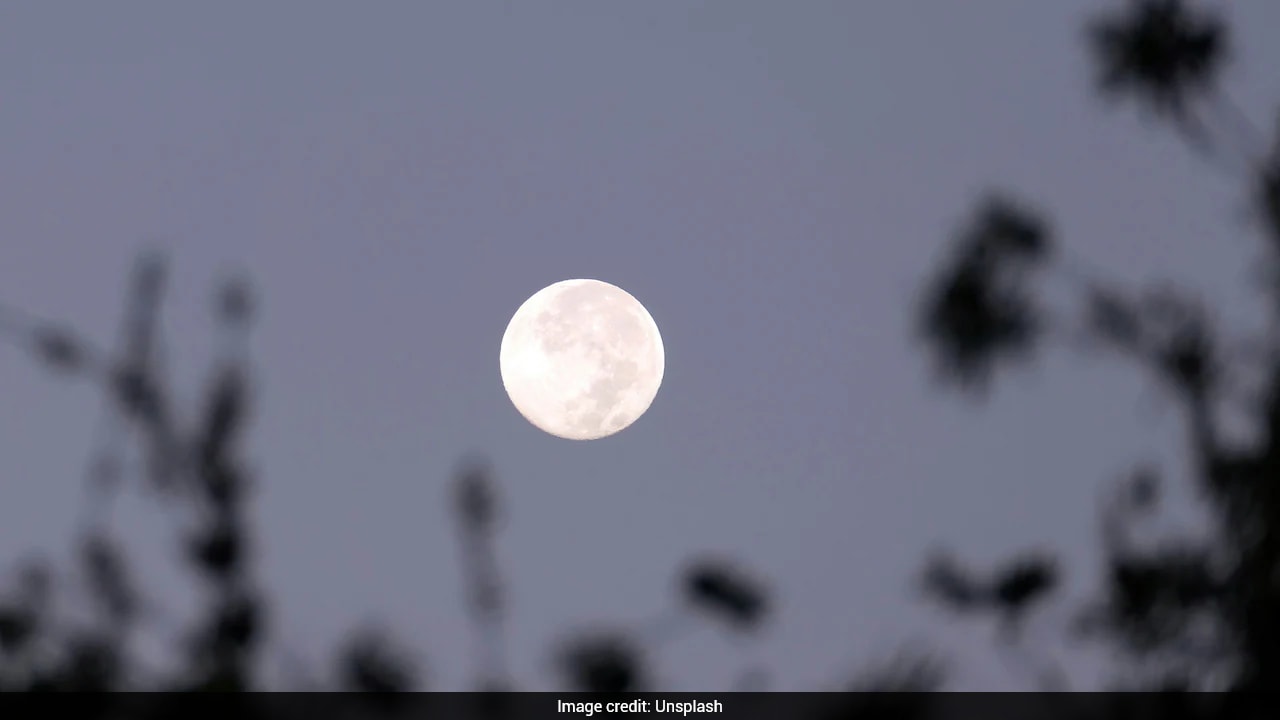 Hunter's Moon 2026: All About October's Full Moon And What To Expect Tonight
