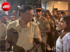 'इन्हें तुरंत उठाइए, दरवाजे पर बर्दाश्त नहीं करेंगे...', मुंबई में CJP प्रदर्शन के खिलाफ पुलिस से भिड़ गई महिला