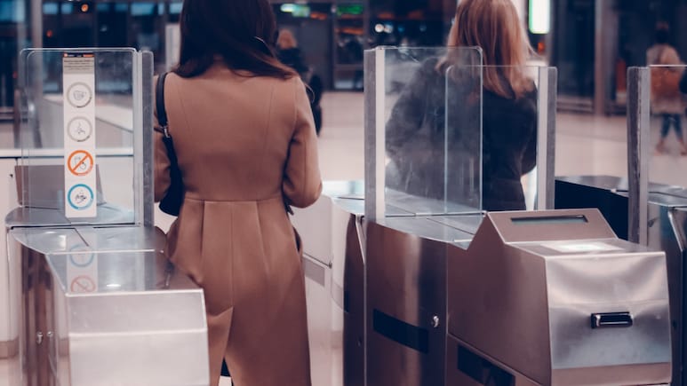 UK Airports Are Introducing Contactless eGates. Can Indian Passport Holders Use Them?