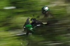 Kawasaki Versys 900 Sport Tourer Teased For The First Time